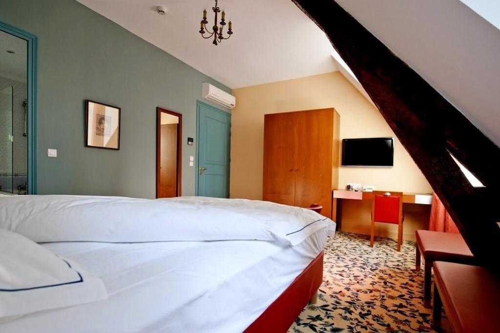 Maison D'Hotes Le Manoir De Contres Le Controis-en-Sologne Habitación foto